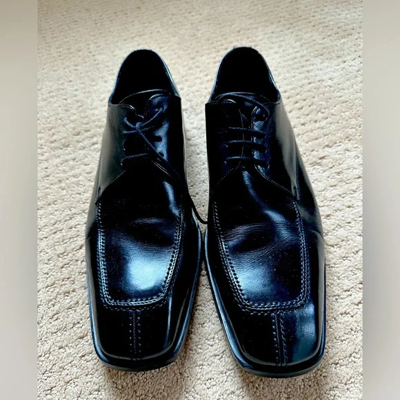 Gucci | Shoes | Gucci Shoes Like New No Box | Poshmark display picture 1